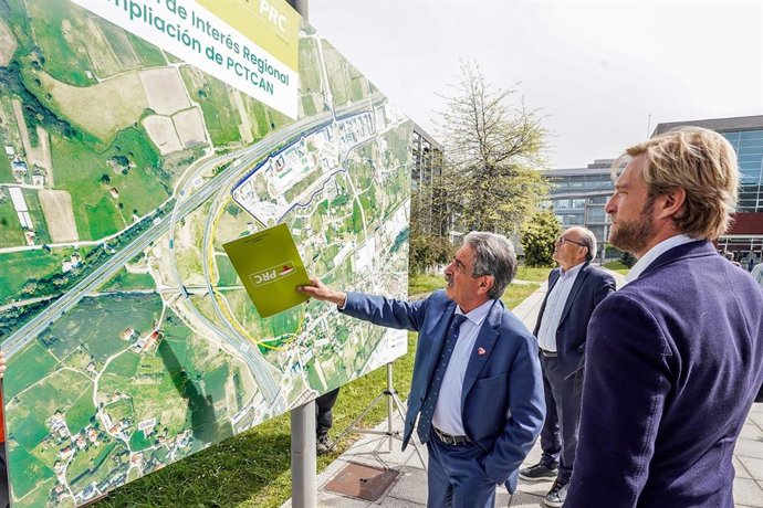 Revilla, Piña y Marcano tras su visita al PCTCAN