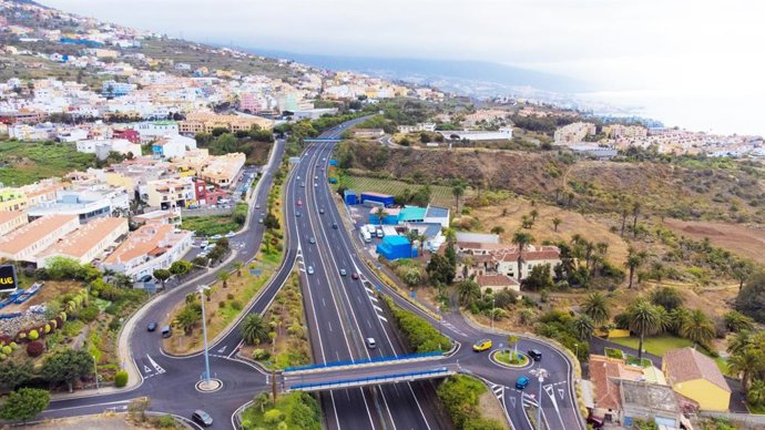 Autovía TF-5 a su paso por Santa Úrsula