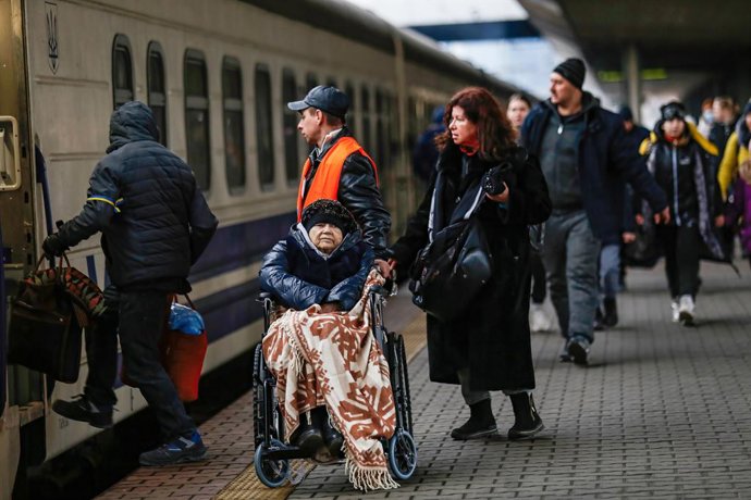 Archivo - Imagen de archivo de refugiados.