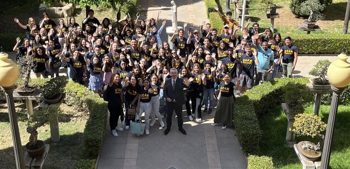 La UCAM da la bienvenida a 200 nuevos estudiantes internacionales