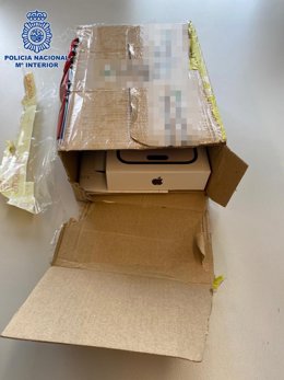 Archivo - Detenido un hombre por la contratación de líneas telefónicas fraudulentas a nombre de terceras personas