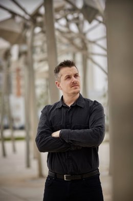 El diseñador riojano David Catalán, uno de los ganadores del premio Mercedes-Benz Fashion Talent, diseña los nuevos uniformes del equipo de Ushuaa Ibiza Beach Hotel