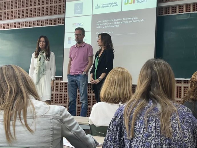 La aparición de trastornos mentales en la Comunitat Valenciana se adelanta a los 10 años tras la pandemia