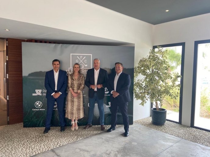 El presidente de la Diputación de Cádiz, Juan Carlos Ruiz Boix, reivindica la importancia del golf como motor de economía y empleo para la provincia de Cádiz