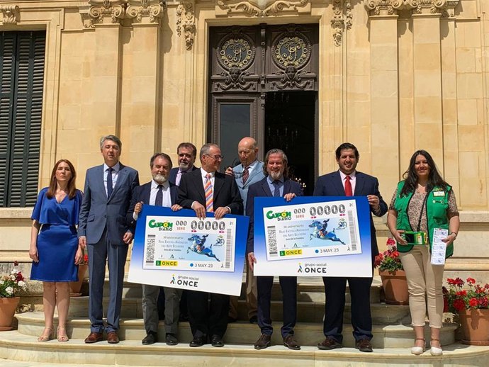 El cupón de la ONCE celebra el medio siglo de vida de la Real Escuela de Arte Ecuestre de Jerez