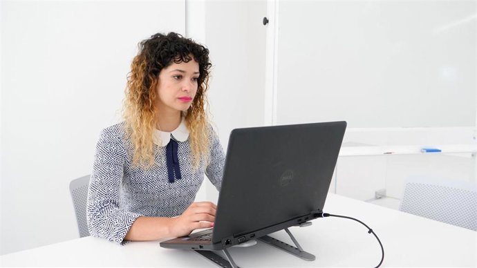 La investigadora del área de Psicología Social de la Universidad de Málaga (UMA) Christiane Arrivillaga ha participado en un estudio internacional desarrollado en la Universidad de Toledo (Ohio, EEUU).