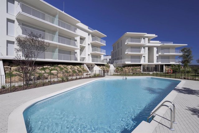 Piscina de la promoción Bassi  en El Masnou