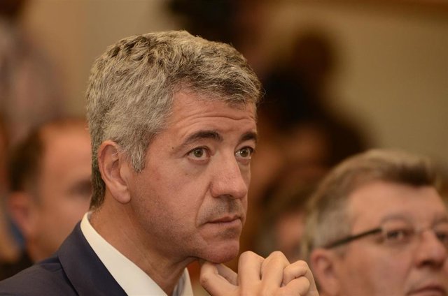 De izda a dcha: Lupe Murillo, Cristina Vega, Miguel Ángel Gil Marín y la periodista Mayca Jiménez