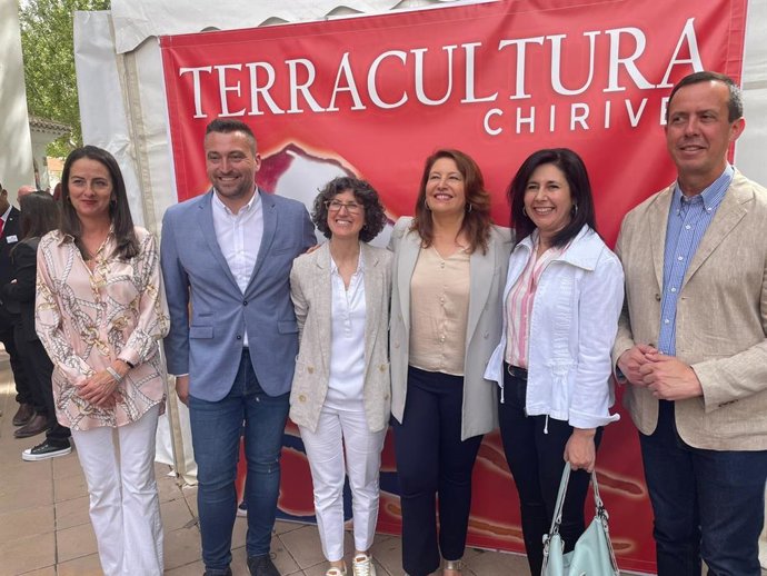 La consejera de Agricultura visita 'Terracultura' en Chirivel (Almería).