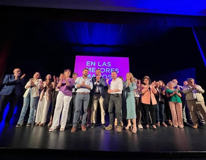 Presentación de la candidatura del PP para la Alcaldía de Pilas, encabezada por José Leocadio Ortega.