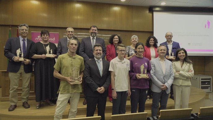 Foto institucional de los premios de la Cátedra Macrosad