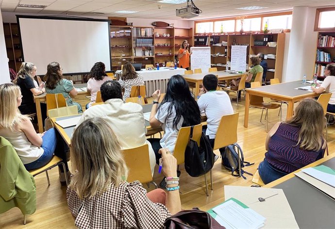 La Delegación de Empleo en Cádiz sensibiliza sobre los riesgos psicosociales en el trabajo