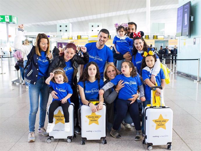 Vueling y Make-A-Wish Spain renuevan el acuerdo para dar "vuelos solidarios" a niños con enfermedades graves y sus familias