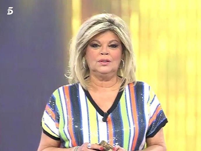 TERELU CAMPOS EN EL PLATÓ DE 'SÁLVAME DIARIO'