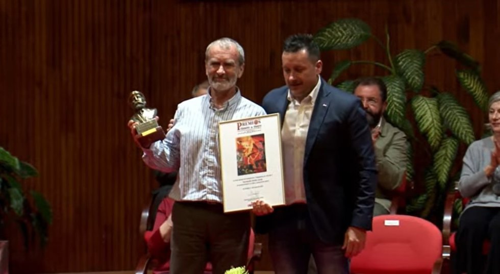 Fernando Simón, a la izquierda