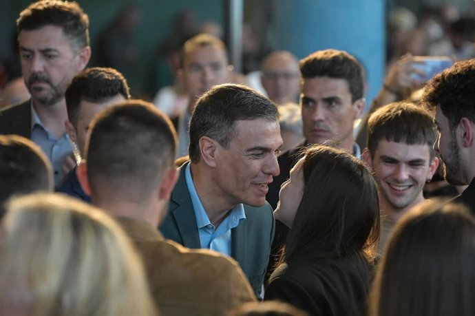 O secretario xeral do PSOE e presidente do Goberno, Pedro Sánchez, á súa chegada a un acto do PSdeG-PSOE, en Palexco, a 28 de abril de 2023, na Coruña, Galicia (España). Durante o acto presentáronse as candidaturas do PSdeG-PSOE ás elecc