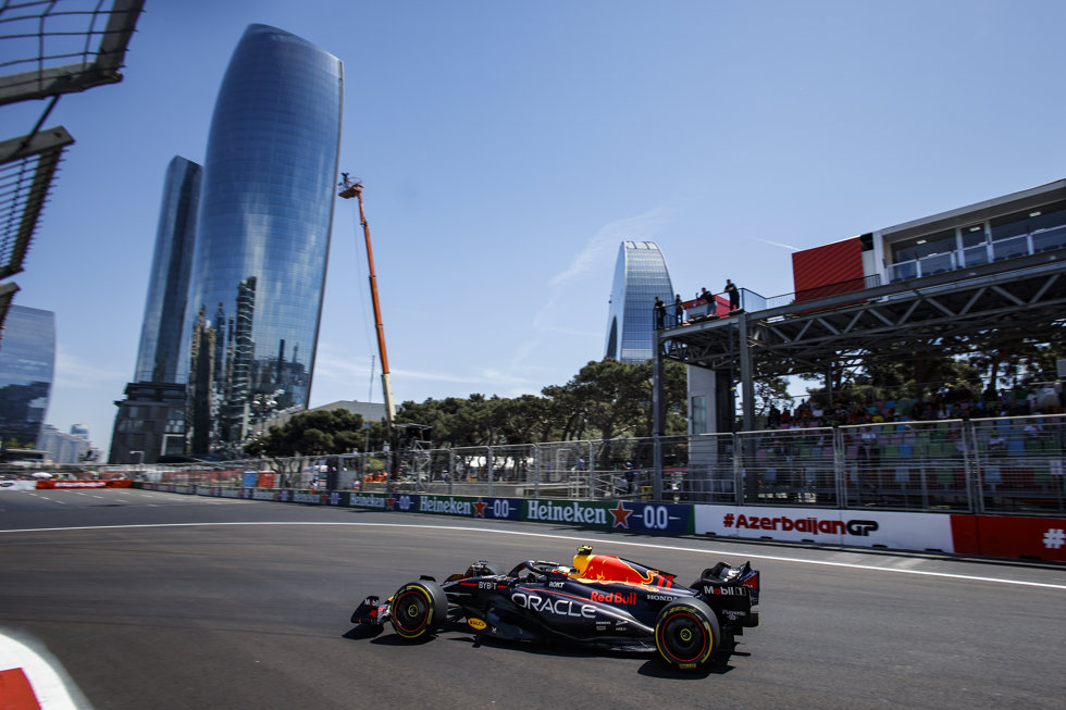 11 PEREZ Sergio (mex), Red Bull Racing RB19, action during the Formula 1 Azerbaijan Grand Prix 2023, 4th round of the 2023 Formula One World Championship from April 28 to 30, 2023 on the Baku City Circuit, in Baku, Azerbaijan - Photo Xavi Bonilla / DPPI