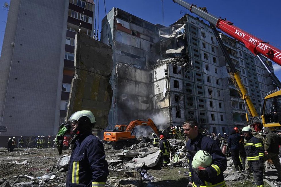 Edificio alcanzado por un proyectil ruso en Uman, en Chernaski, Ucrania