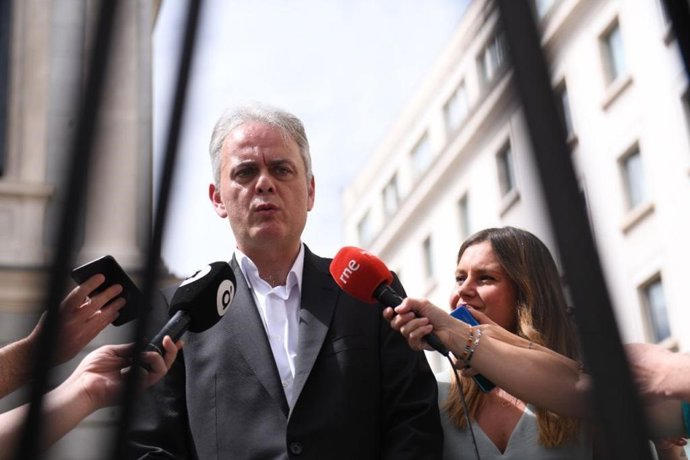 El vicepresidente segundo de la Generalitat y candidato de Podem-Esquerra Unida País Valenci a la Presidencia de la Generalitat, Héctor Illueca, en imagen de archivo