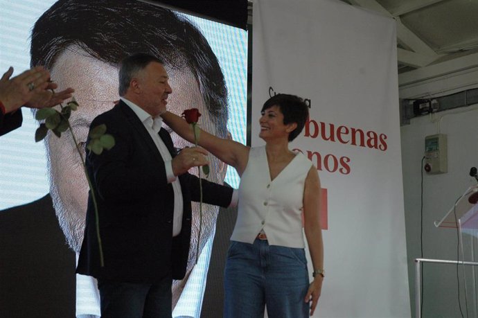 La ministra Isabel Rodríguez y el alcalde de Cuenca, Dario Dolz