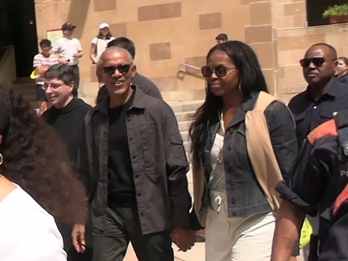 Los Obama, Steven Spielberg y su mujer, Kate Capshaw visitan el Monasterio de Montserrat, en Monistrol