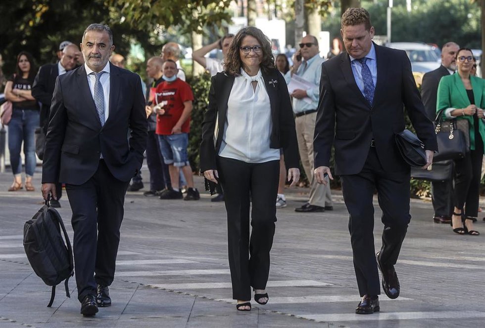 Archivo - La exvicepresidenta, exportavoz y exconsellera de Igualdad y Políticas, Mónica Oltra
