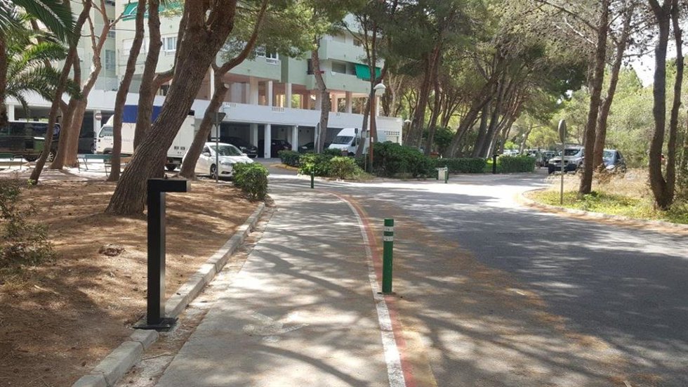 Archivo - Valencia.- El parque natural de la Albufera estrena iluminación segura para peatones y respetuosa con el entorno