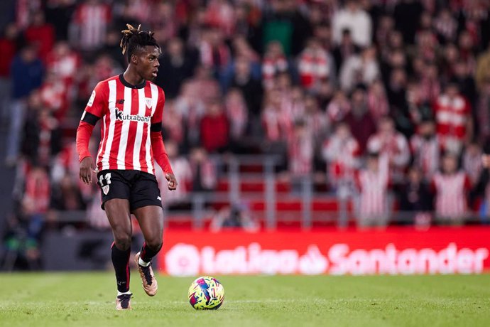 Archivo - Nico Williams of Athletic Club in action during the La Liga Santander match between Athletic Club and CA Osasuna at San Mames  on January 9, 2023, in Bilbao, Spain.