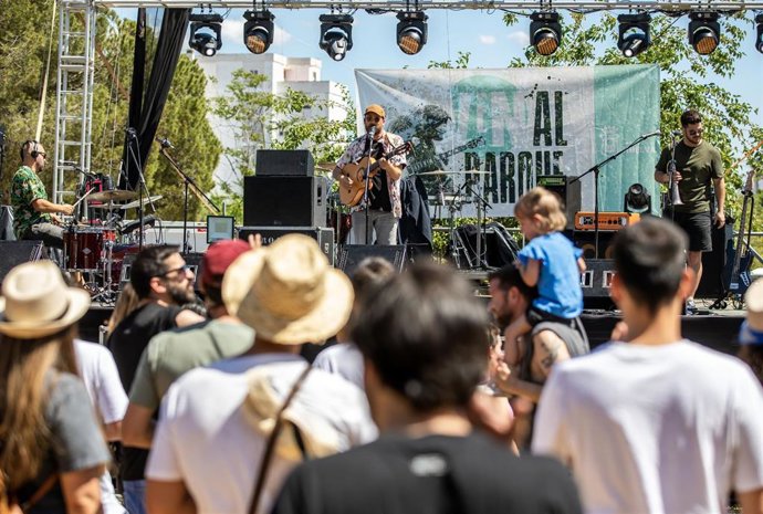 La final de 'Ven al Parque 2023' se convierte en un festival de música en directo en el Parque Moret de Huelva