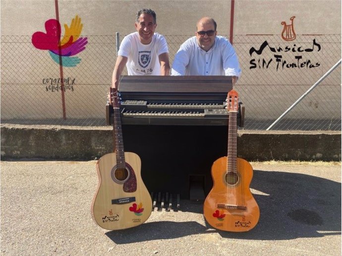 Músicos sin fronteras y Corazonex Solidarios ponen en marcha un banco de instrumentos musicales solidario con destino a los niños de los campamentos de refugiados de Siria.