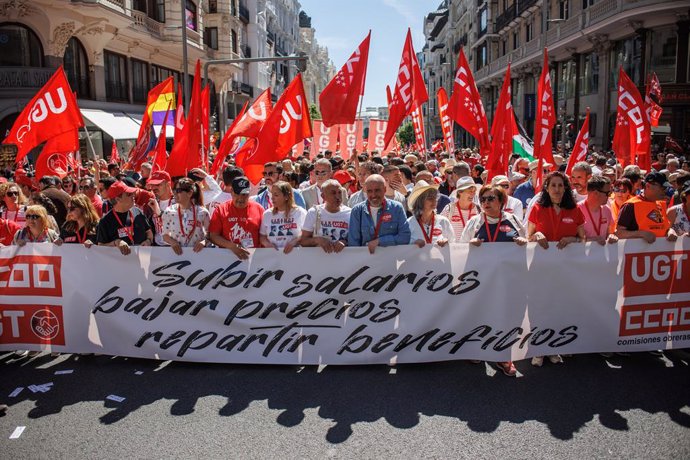 Cabecera de la manifestación en Madrid por el Día Internacional de los Trabajadores convocada por UGT y CCOO, a 1 de mayo de 2023, en Madrid (España).