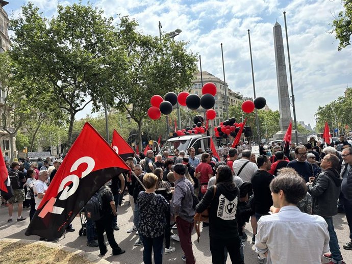 Manifestació de CGT a Barcelona contra la pujada de preus per l'1 de Maig