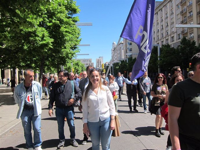 La candidata de Podemos a la Presidencia de Aragón, Maru Díaz, en la manifestación convocada en Zaragoza por UGT y CCOO con motivo del Día Internacional de los Trabajadores.
