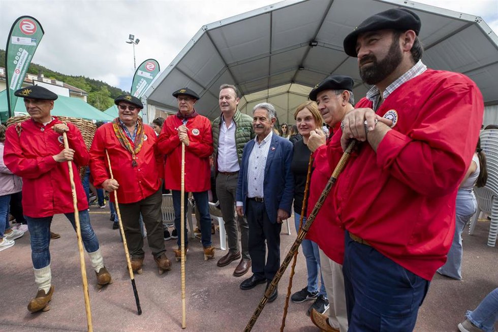 Miguel Ángel Revilla y Guillermo Blanco en la I Feria del Chocolate