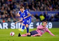 Leicester y Everton empatan en un duelo vital por la salvación