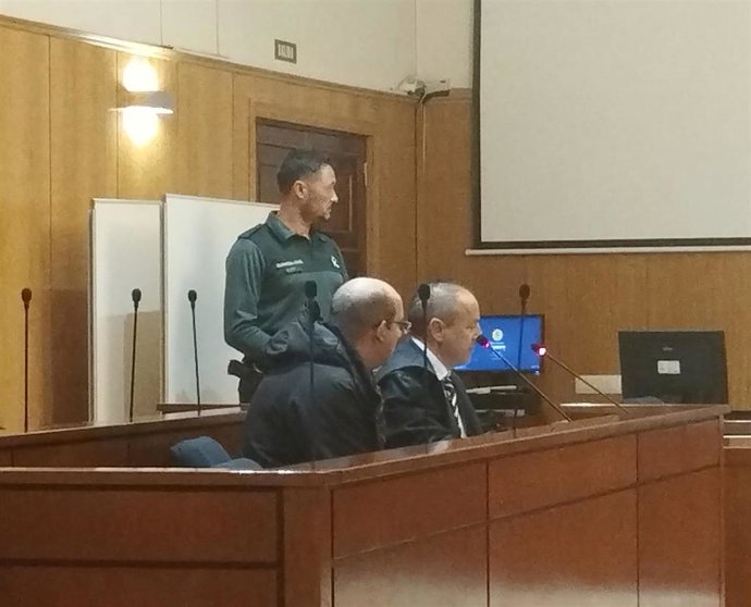 El estafador en el banquillo de la Audiencia de Valladolid para responder de una nueva accin delictiva.