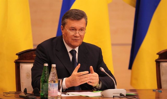 Archivo - El expresidente de Ucrania Viktor Yanukóvich en una conferencia en Rusia