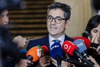 Bolaños ve "gravísima" la cena de Feijóo con fiscales y le acusa de "maniobrar en la oscuridad con el Poder Judicial"