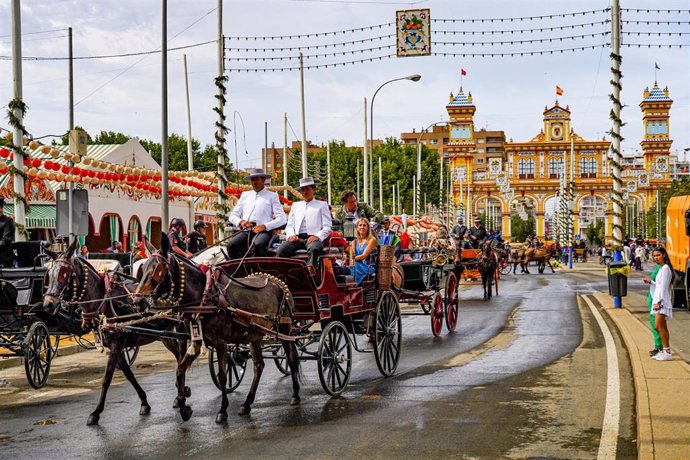 Ambiente en el viernes de Feria de Abril 2023