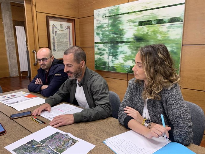 El Ayuntamiento sacará a licitación la instalación de puntos de recarga de vehículos eléctricos.