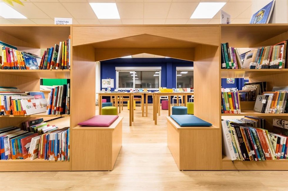 Archivo - Foto de un centro educativo en Galicia.