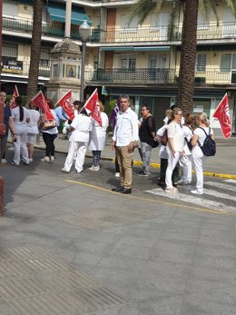 Carrillo con la plantilla de la ayuda a domicilio
