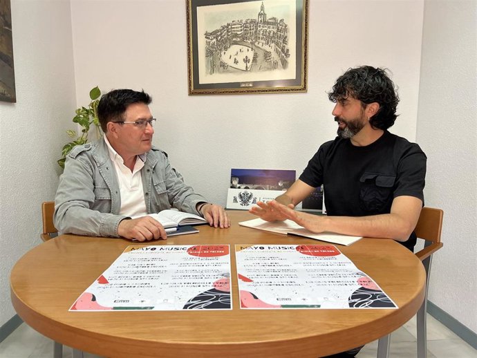 Teo García e Iván Caro dan a conocer este martes los diez conciertos y audiciones didácticas que conforman la nueva edición de 'Mayo Musical'.