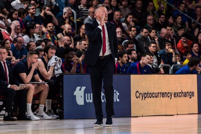 Sarunas Jasikevicius, Head coach of FC Barcelona gestures during the ACB Liga Endesa match between FC Barcelona and Real Madrid at Palau Blaugrana on April 16, 2023 in Barcelona, Spain.