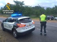 Detenido en Vilaboa un conductor que circulaba en un coche robado y que dio positivo en cocaína y anfetaminas