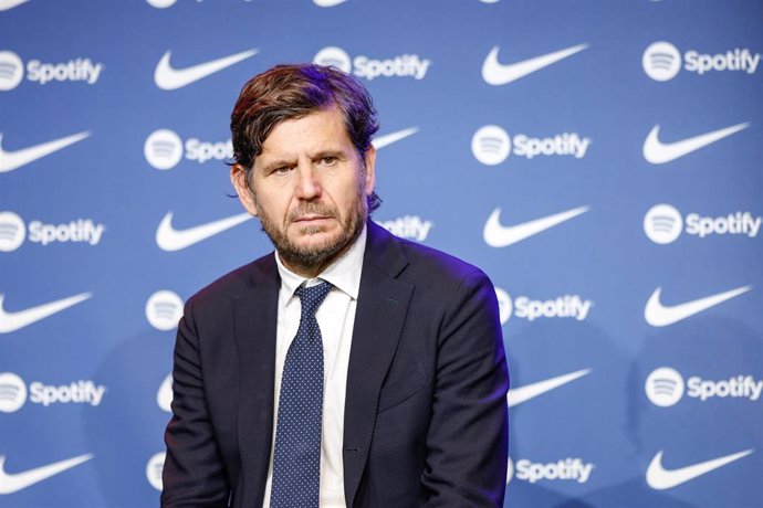 Archivo - Mateu Alemany attends during the press conference after the presentation of Robert Lewandowski as new player of FC Barcelona at the Spotify Camp Nou Stadium on August 5, 2022, in Barcelona, Spain.