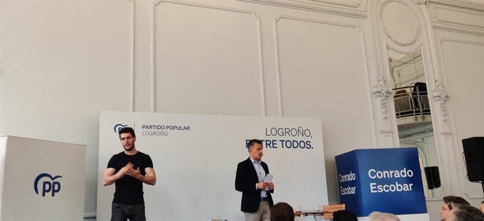 Conrado Escobar, durante su intervención