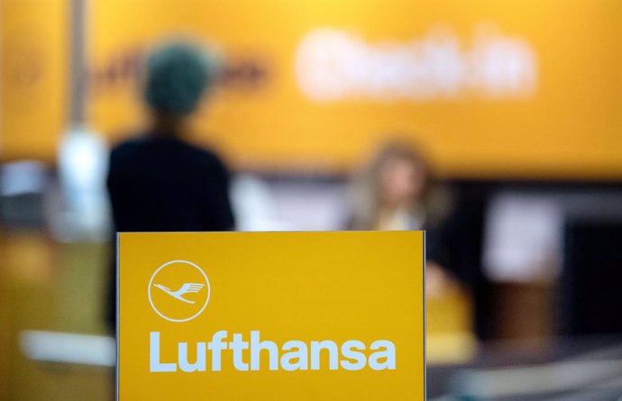 Archivo - Lufthansa.