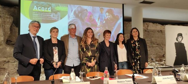 Acuerdo entre los partidos y las ONGD