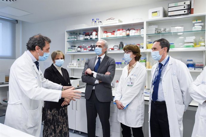 Archivo - El consejero de Sanidad de la Comunidad de Madrid, Enrique Ruiz Escudero. Archivo.